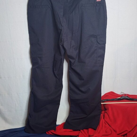 Genuine Dickies Poly Cotton Straight Leg Relaxed Fit Mid Rise Cargo Pants 44x30 - Picture 7 of 16
